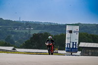 donington-no-limits-trackday;donington-park-photographs;donington-trackday-photographs;no-limits-trackdays;peter-wileman-photography;trackday-digital-images;trackday-photos